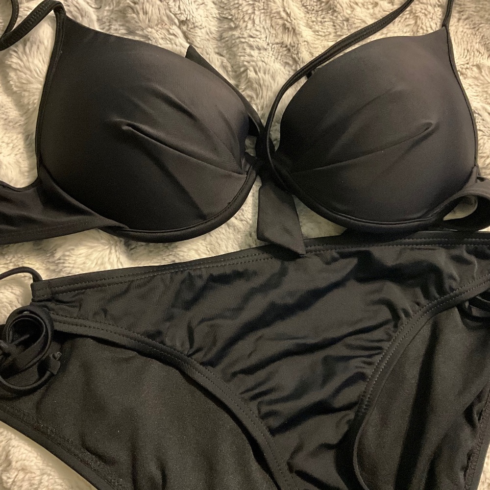 REEF Black Bikini Bottoms Women’s Size L Swimwear - Picture 2 of 4